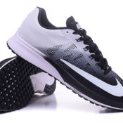 NIKE Zoom Elite 9