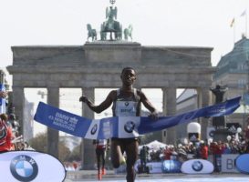 Berlin Marathon: Kipchoge Vs Bekele Vs Kipsang Vs World Record. Δείτε τον αγώνα σε live streaming.