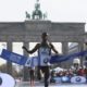 Berlin Marathon: Kipchoge Vs Bekele Vs Kipsang Vs World Record. Δείτε τον αγώνα σε live streaming.