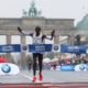 Berlin Marathon: Μεγάλος νικητής ο Kipchoge, ο καιρός δεν άφησε περιθώρια για ρεκόρ. Πρώτη η Cherono στις γυναίκες.