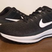 NIKE Air Zoom Vomero 13