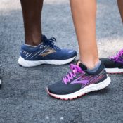 BROOKS Adrenaline GTS 19