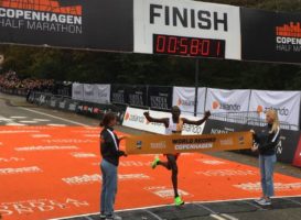 Παγκόσμιο ρεκόρ στον ημιμαραθώνιο ο Geoffrey Kamworor!