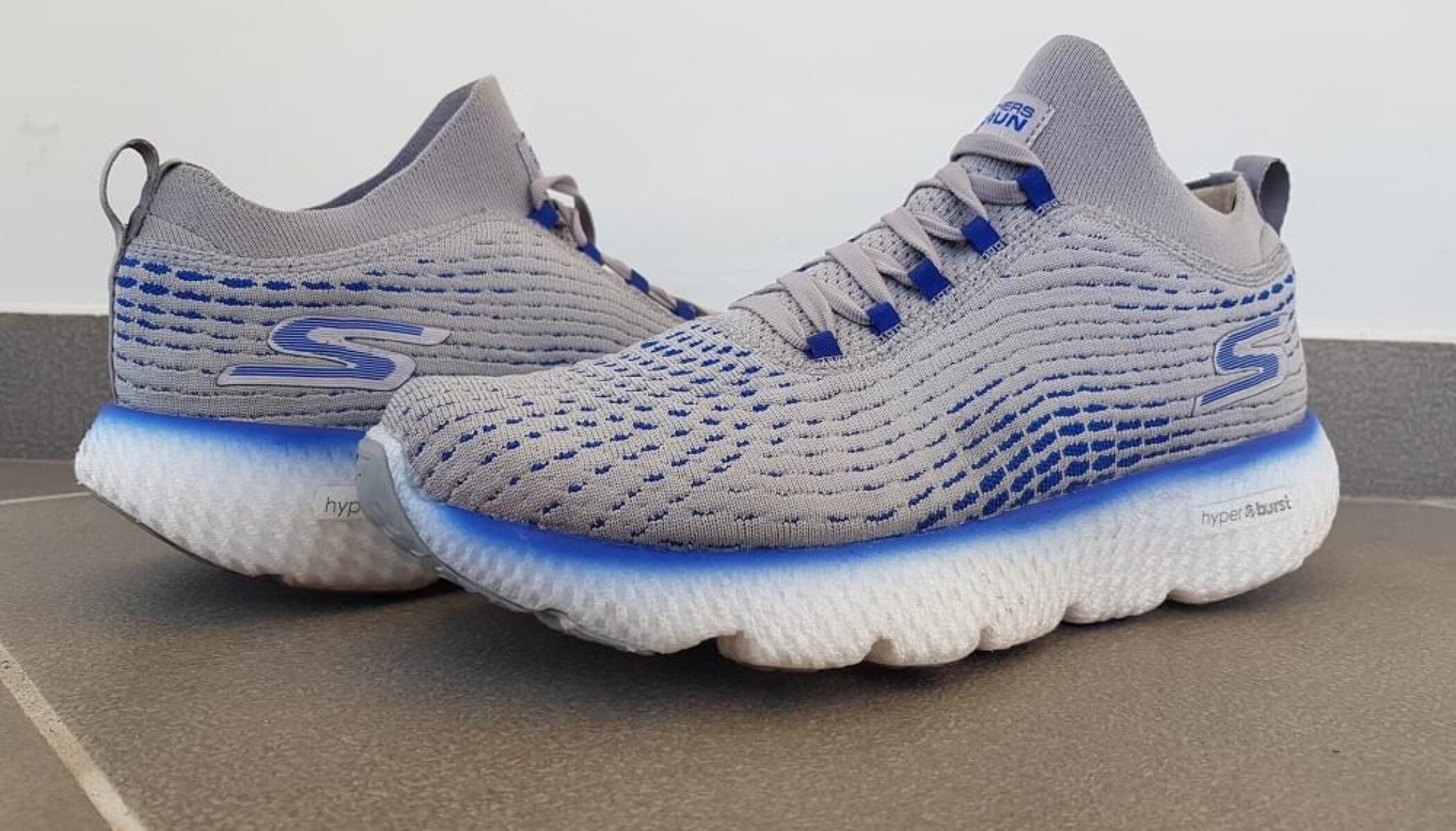 skechers gorun maxroad 4 hyper