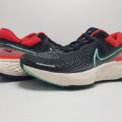NIKE ZoomX Invincible Run