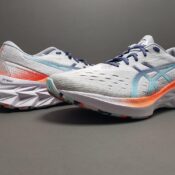 Asics Novablast 2