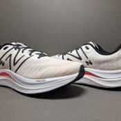 New Balance FuelCell Propel v4
