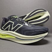 New Balance FuellCell SuperComp Trainer v2