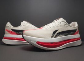 Li-Ning Red Hare 9 Ultra