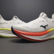 Mizuno Neo Vista 3